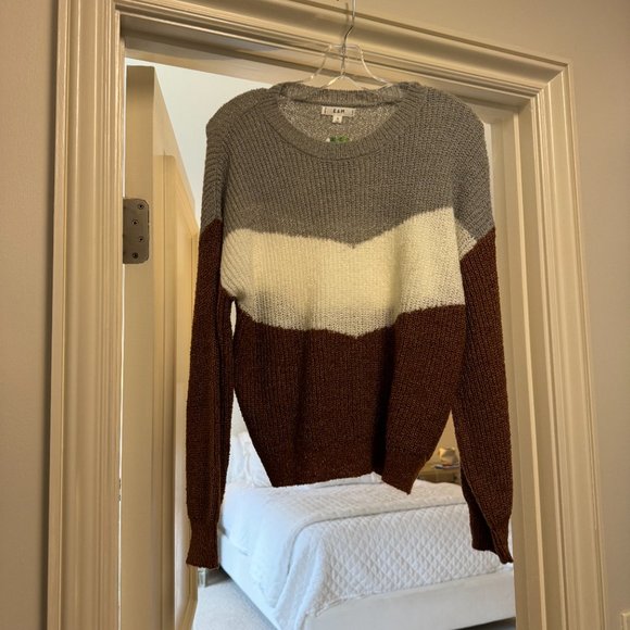Colorblock Sweater - Picture 3 of 6